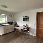 Ferienappartment Mit Homeoffice, 2 Schlafzimmer Mit Einzelbetten