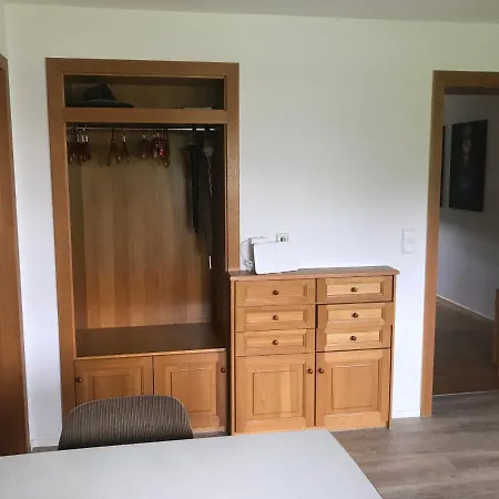 Ferienappartment Mit Homeoffice, 2 Schlafzimmer Mit Einzelbetten Apartamento