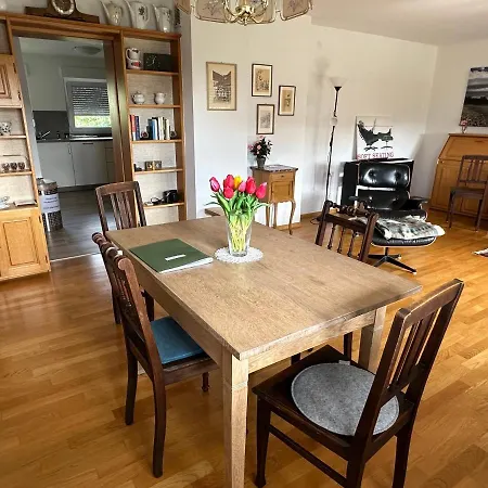Ferienappartment Mit Homeoffice, 2 Schlafzimmer Mit Einzelbetten Apartamento *